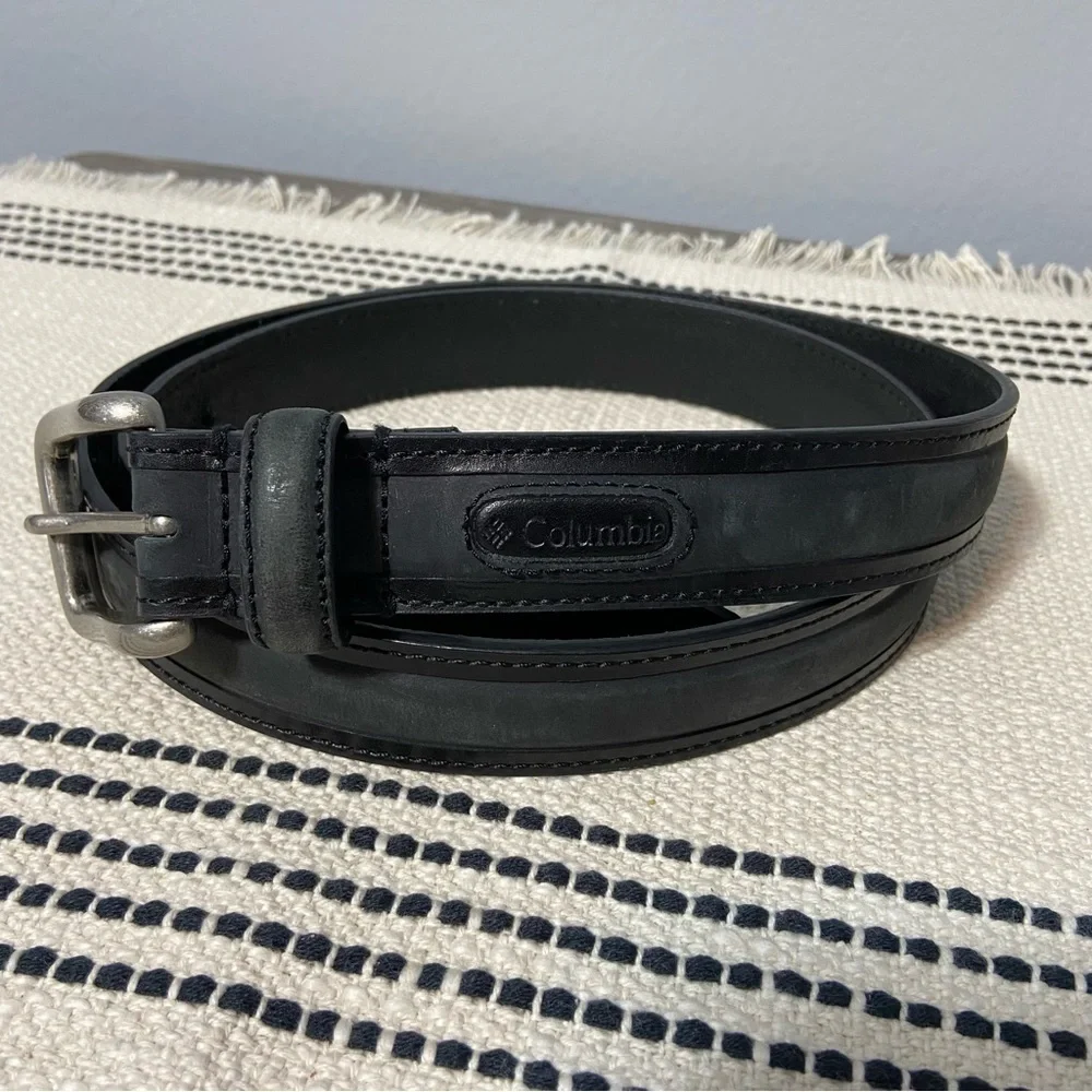 COLUMBIA / Men's Black Leather Belt Silver Buckle Size 42